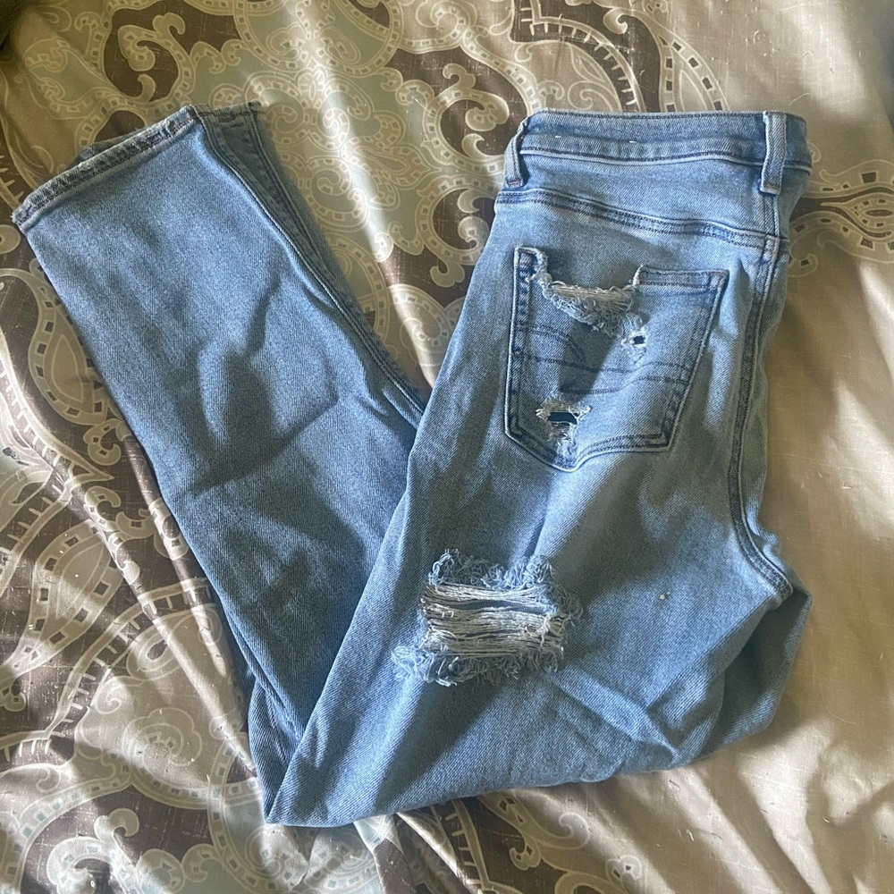 American Eagle Ripped Mom Jeans